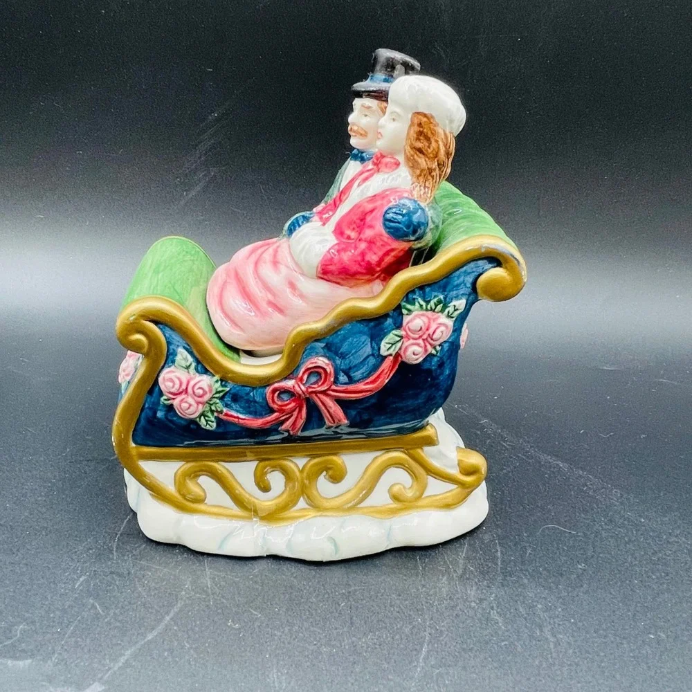 Vintage Winterthur Enesco Ceramic Christmas Sleigh Victorian Couple Sugar Bowl